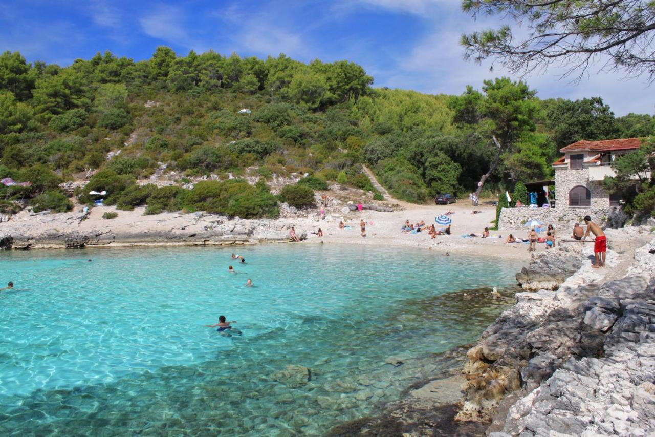 Family Friendly Apartments With A Swimming Pool Zavalatica, Korcula - 183 Eksteriør bilde