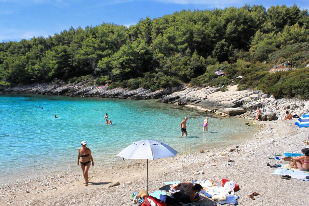 Family Friendly Apartments With A Swimming Pool Zavalatica, Korcula - 183 Eksteriør bilde