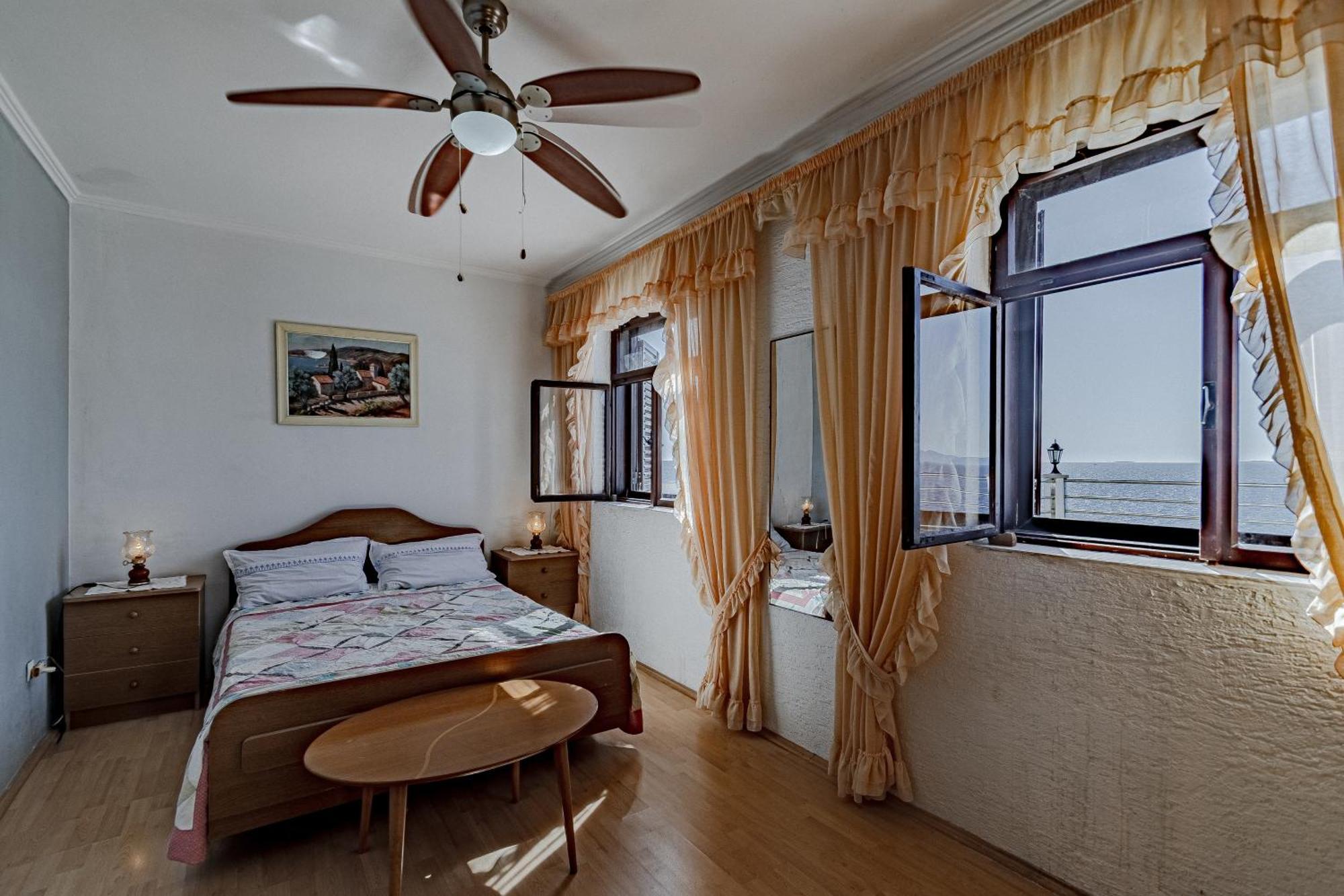 Family Friendly Apartments With A Swimming Pool Zavalatica, Korcula - 183 Eksteriør bilde