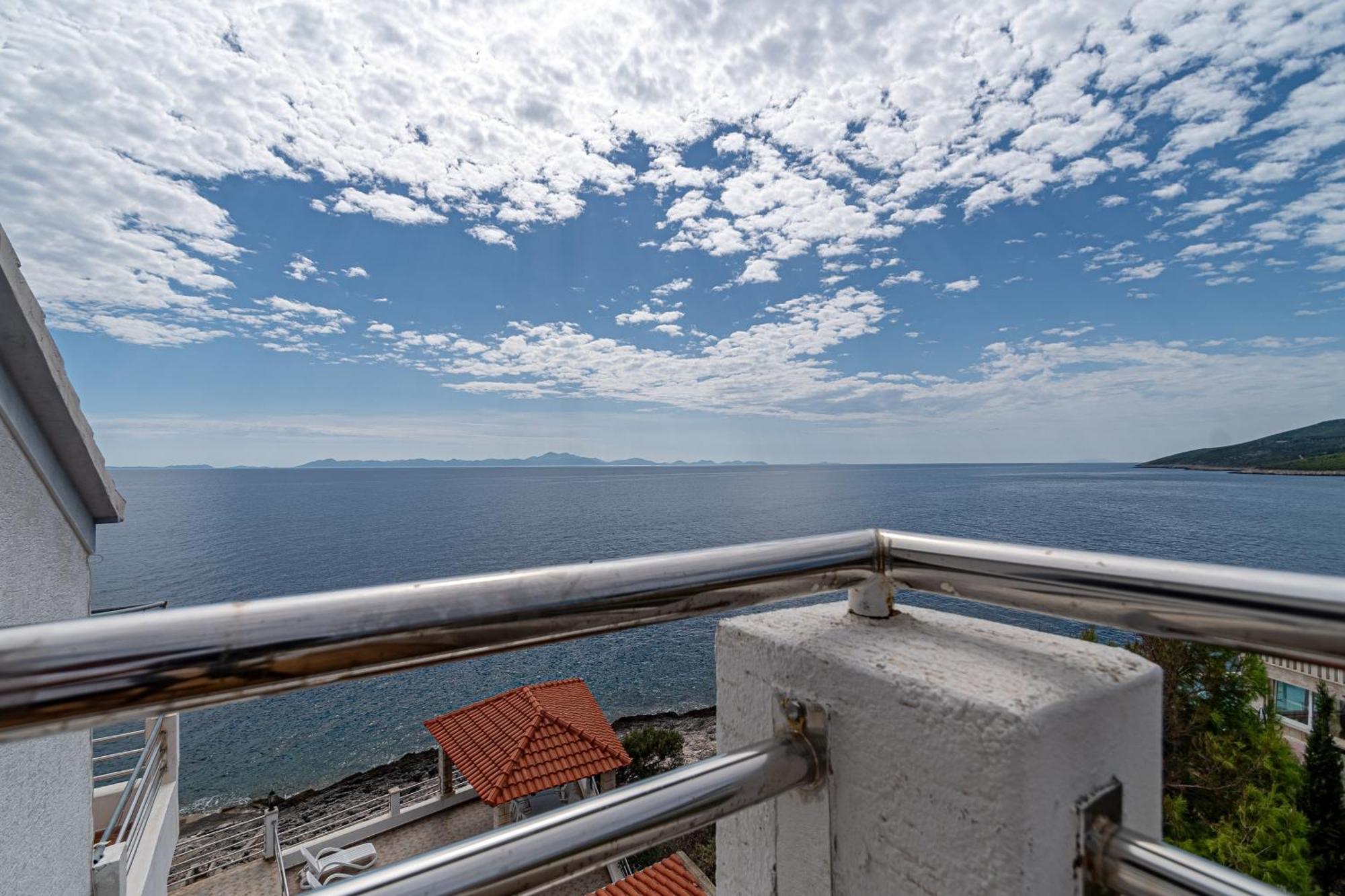 Family Friendly Apartments With A Swimming Pool Zavalatica, Korcula - 183 Eksteriør bilde