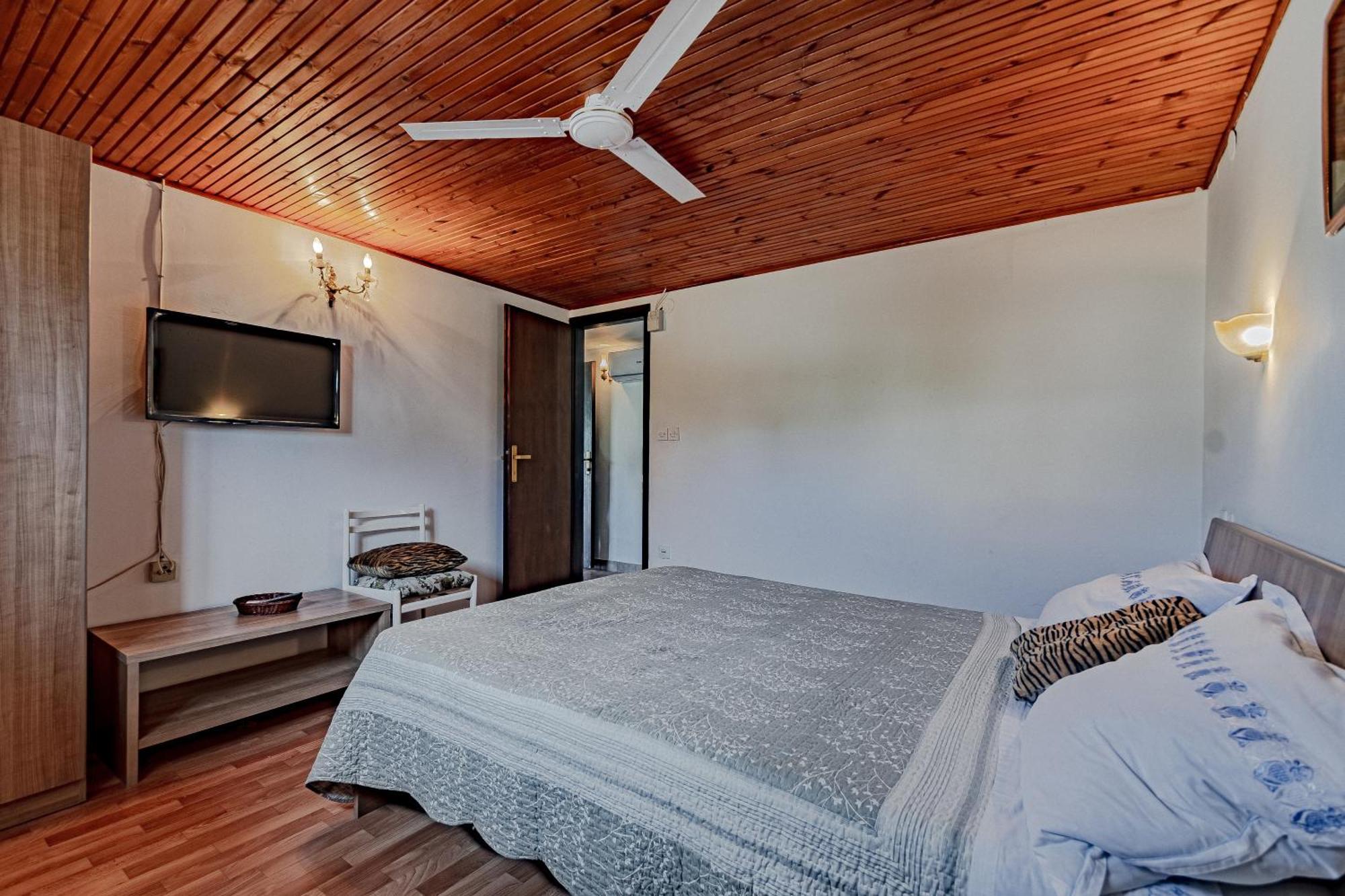 Family Friendly Apartments With A Swimming Pool Zavalatica, Korcula - 183 Rom bilde
